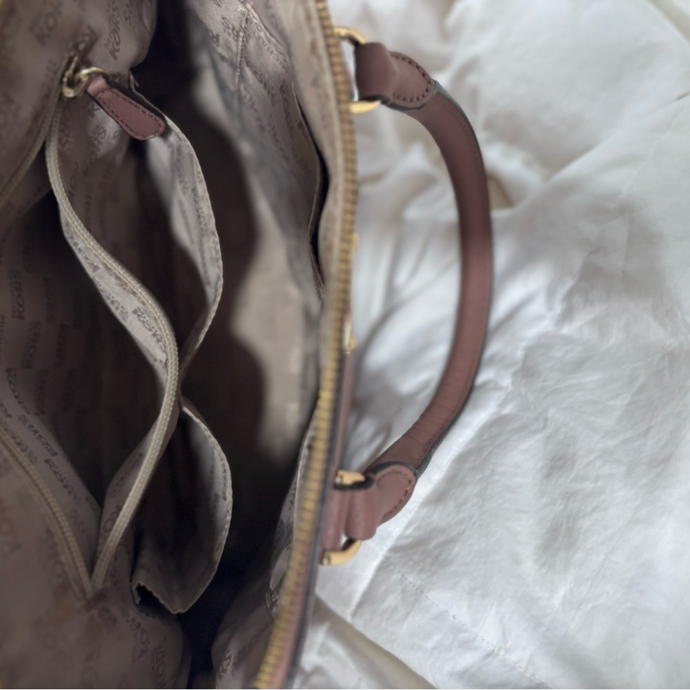 Michael Kors Handbag - Picture 7 of 16